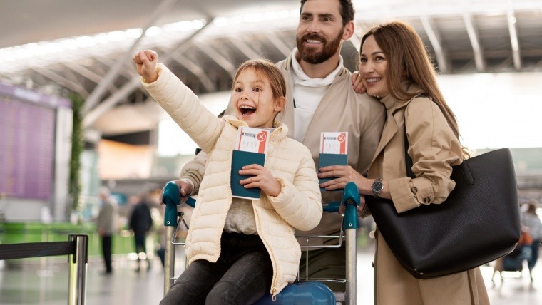 family pics at airport